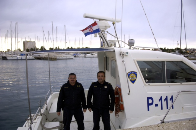 Slika /2019/pomorska policija1.png